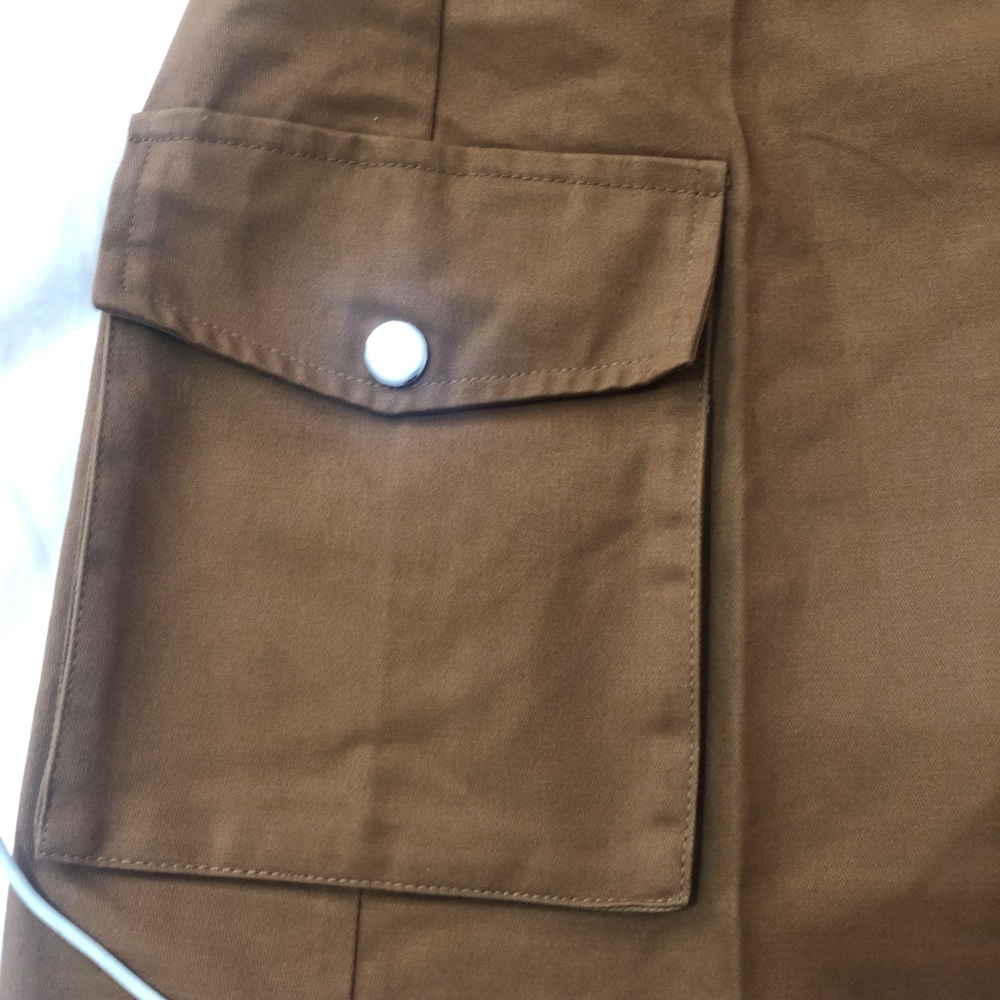 NASTY GAL- NEW WITH TAGS- brown cargo skirt - Picture 8 of 8
